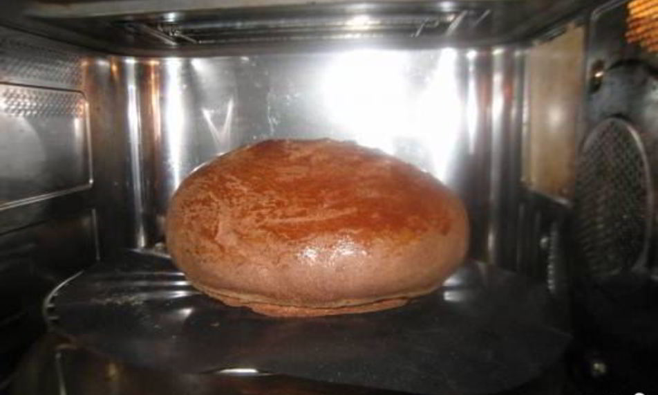 Как размягчить засохший хлеб в микроволновке. как размягчить черствый хлеб