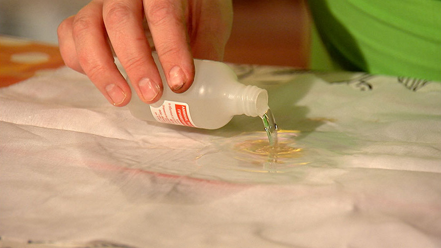 Чем отмыть акриловую краску в домашних условиях: 20 лучших средств и способов
