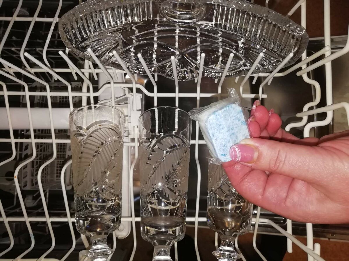 Хозяйки знают, что не все можно мыть в посудомоечной машине Как поступать со стеклянными банками