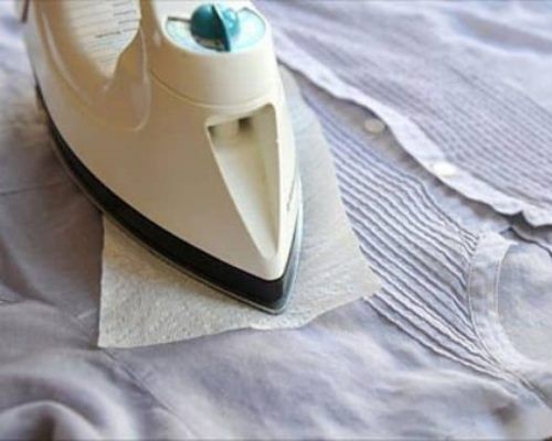 Как убрать клей с одежды от страз?