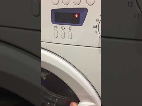 Что будет, если постирать банковскую карту в стиральной машине?