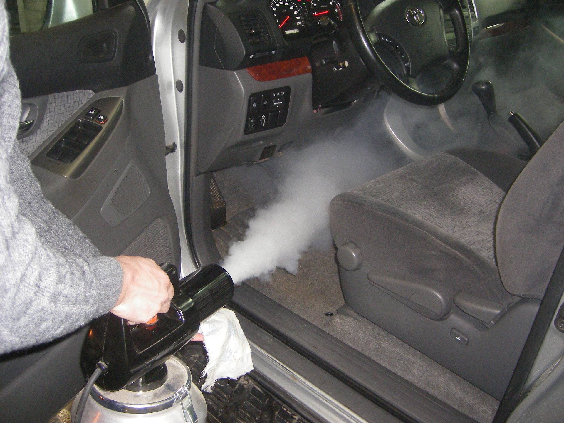 Не знаете, как избавиться от неприятного запаха в машине У вас есть масса вариантов Убрать запах можно даже уксусом, а если уксус вам не по нраву, то можно…