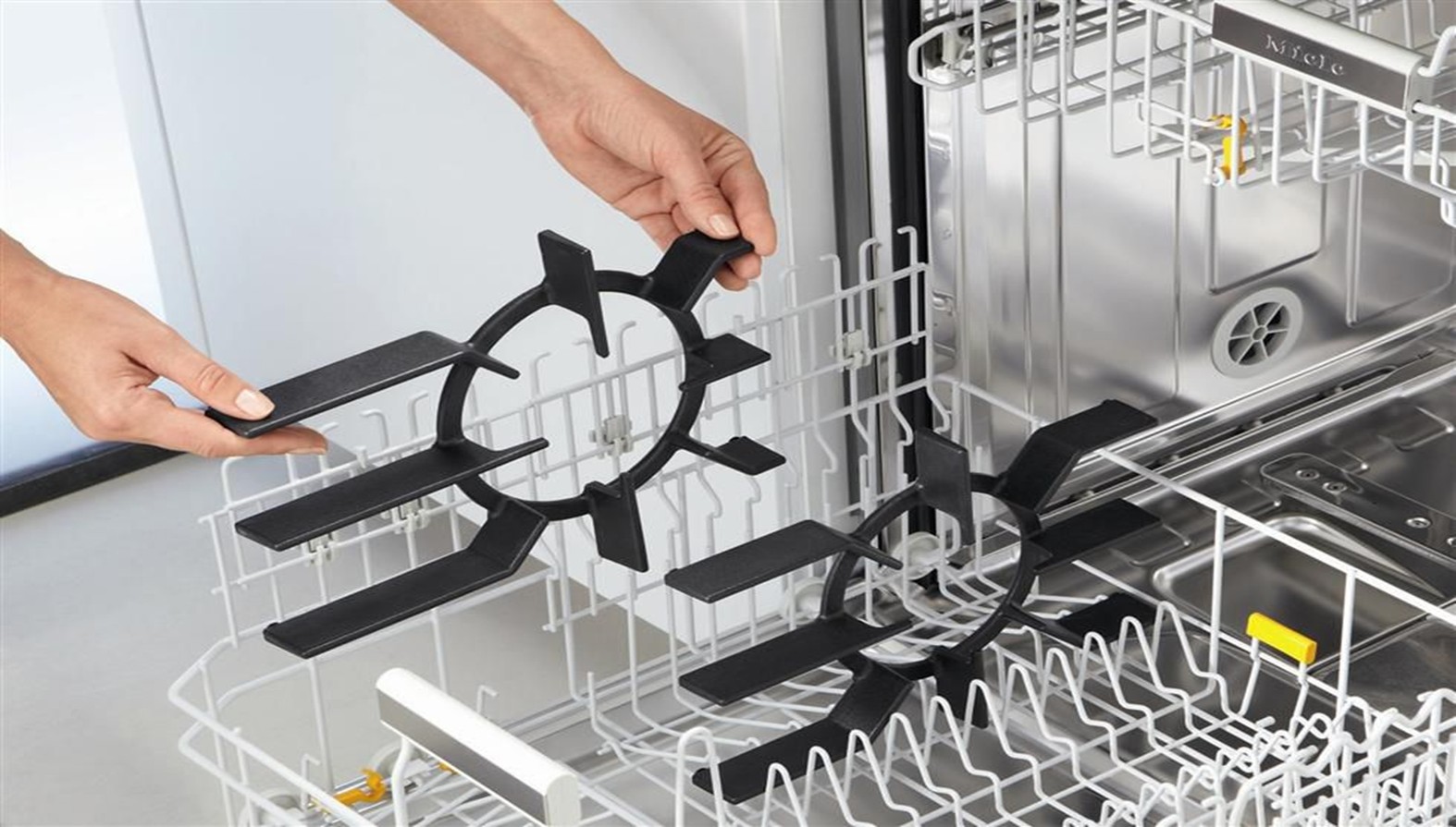 Нужна ли посудомоечная машина? все аргументы "за и против" - точка j