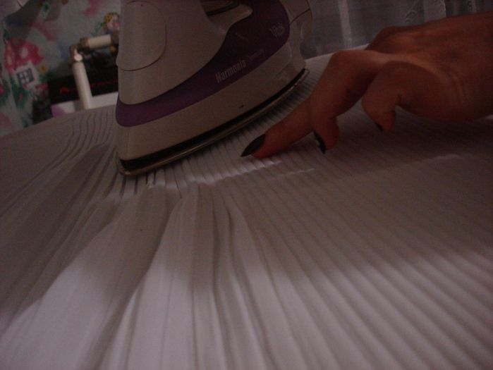 Как гладить юбку плиссе в домашних условиях. пошаговая инструкция, как утюгом погладить плиссированную юбку