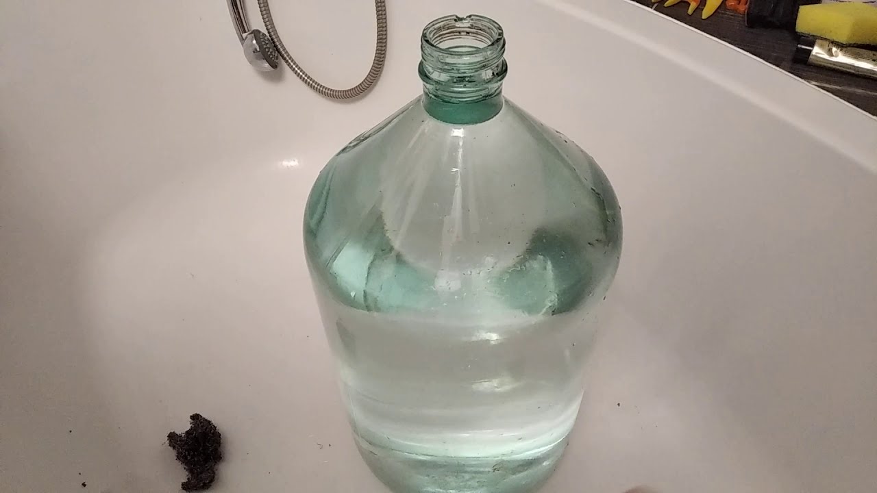Как отмыть стеклянную бутыль с узким горлом