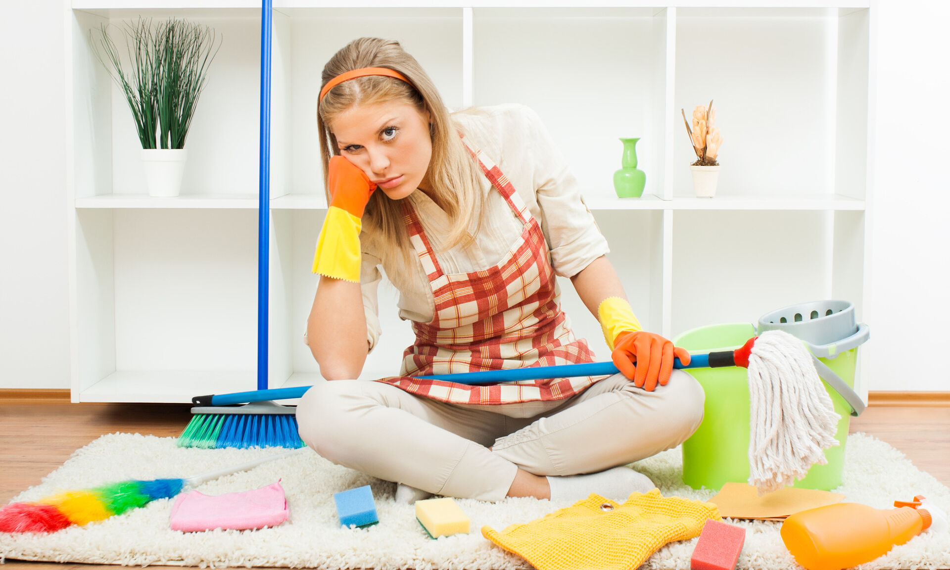 С чего начать уборку в квартире Как качественно и быстро навести порядок в доме, если очень много вещей Как поддерживать чистоту и не разводить грязь