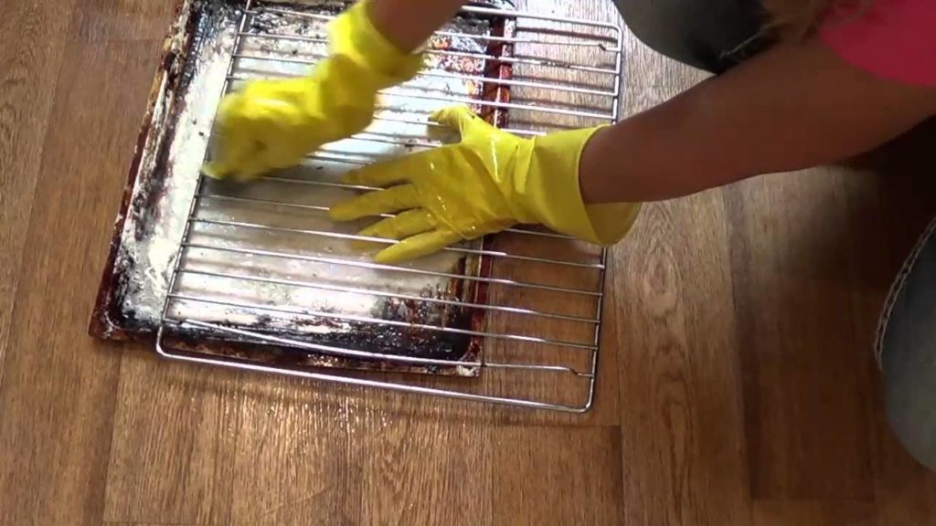 Как быстро отмыть решетку для шашлыка и барбекю