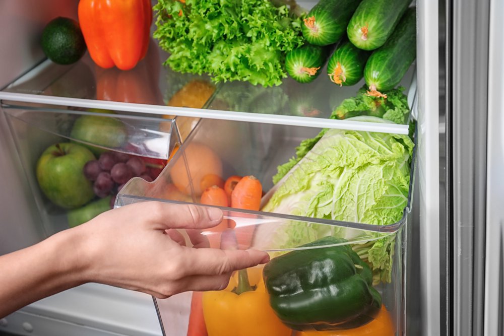 Как сохранить зелень, чтобы оставалась долго свежей в холодильнике