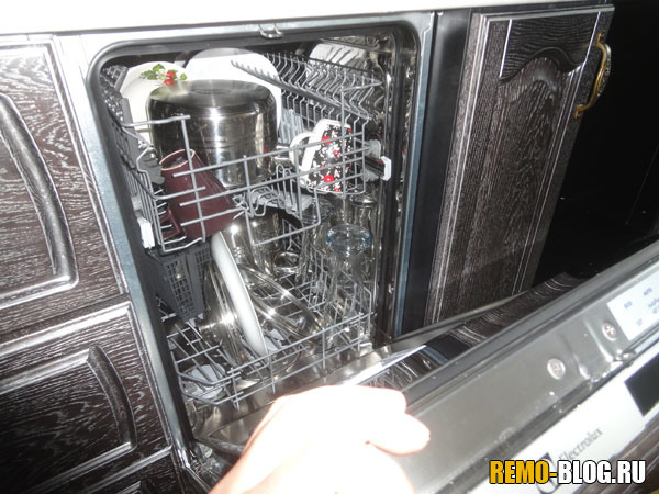 Актуальный вопрос: экономит ли воду посудомоечная машина или нет?