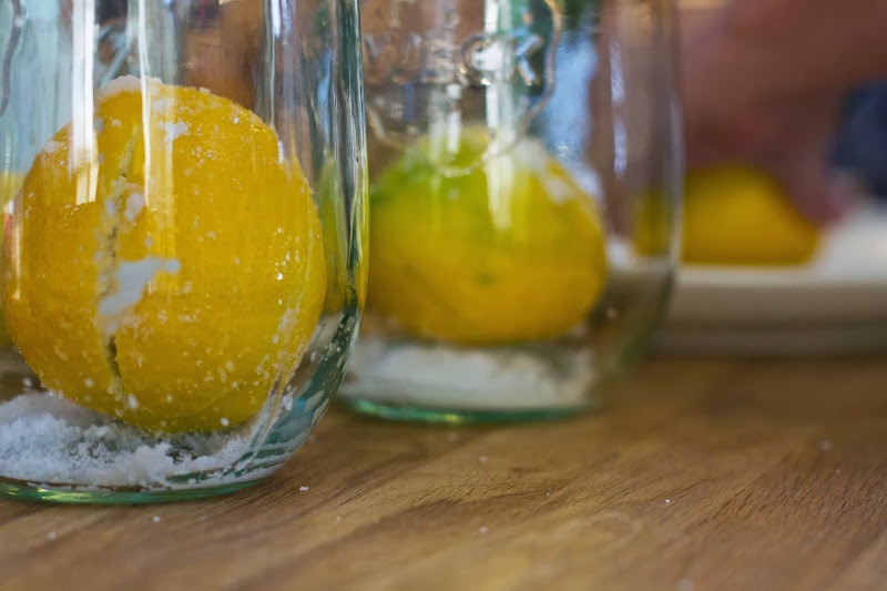Как хранить лимоны в домашних условиях: способы сохранить в холодильнике, цитрусовые с сахаром в банке
