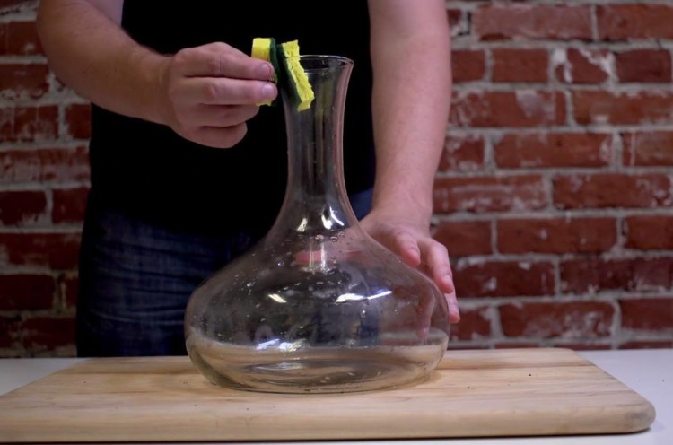 Чем отмыть пластиковую бутылку из под растительного масла