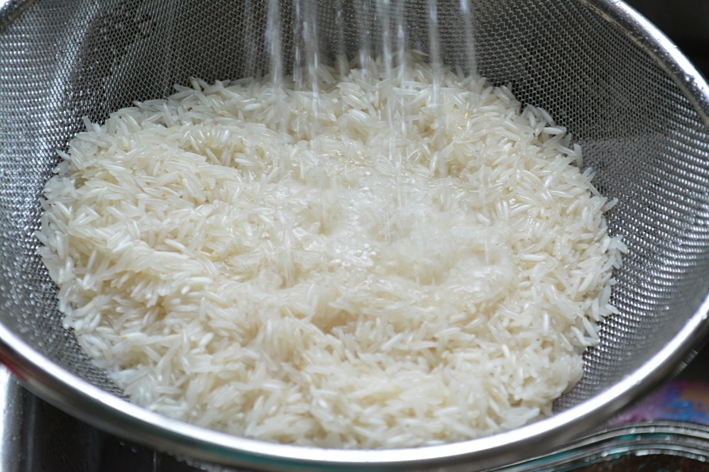 Как варить рис, чтобы он не слипался? - домашнее хозяйство