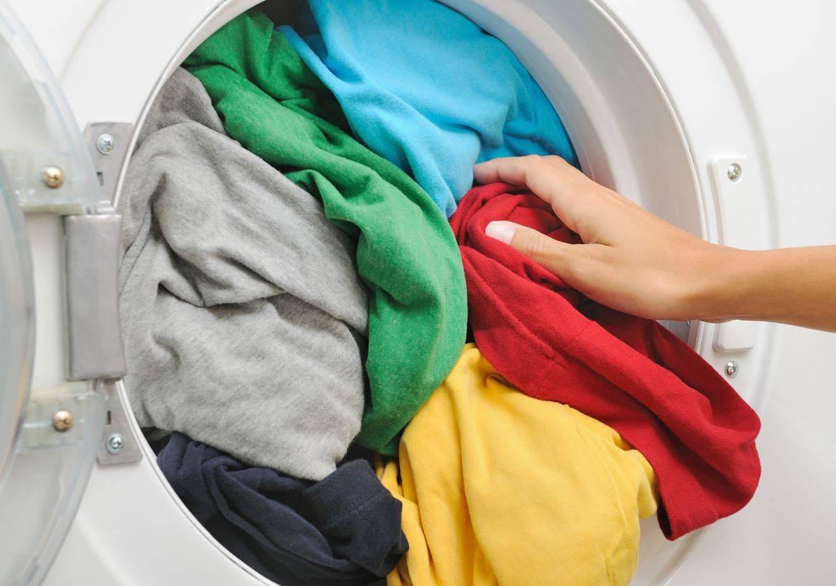 Как правильно стирать джинсы в стиральной машине: подробная инструкция