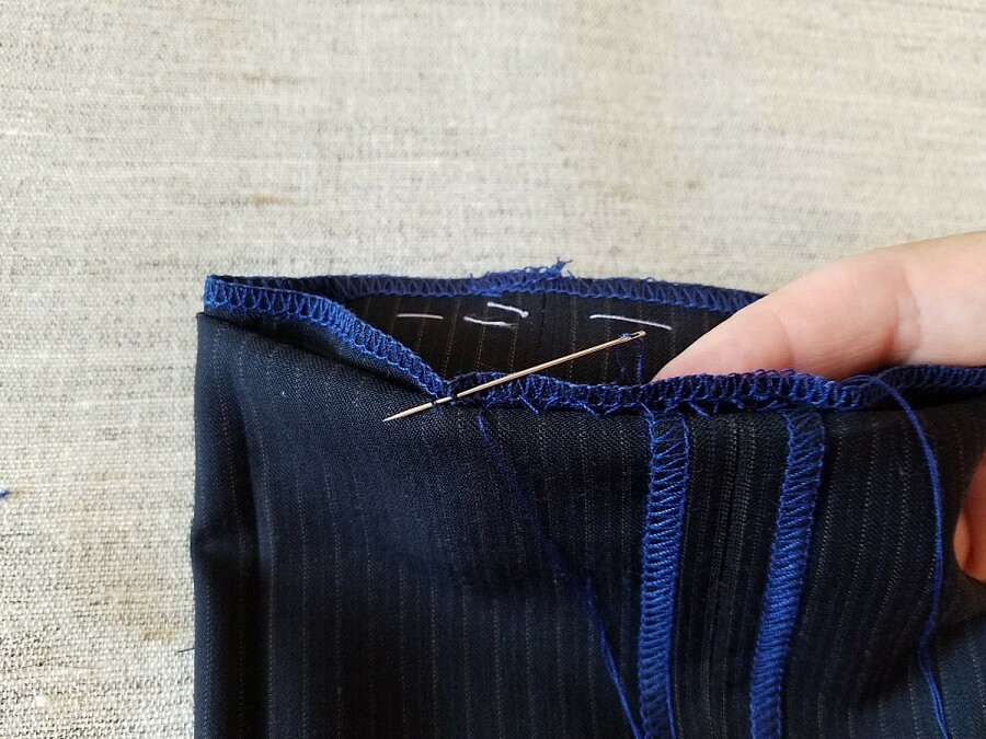 Как подшить брюки: потайным швом, вручную и на машинке, для начинающих