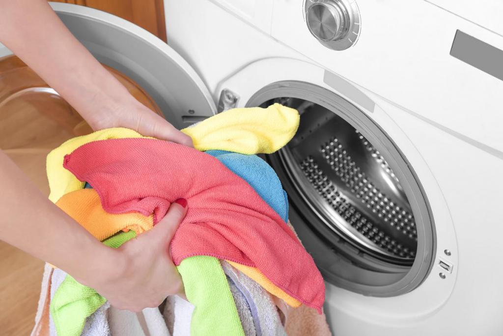 Ковер: можно ли постирать в стиральной машине, правила стирки в домашних условиях
