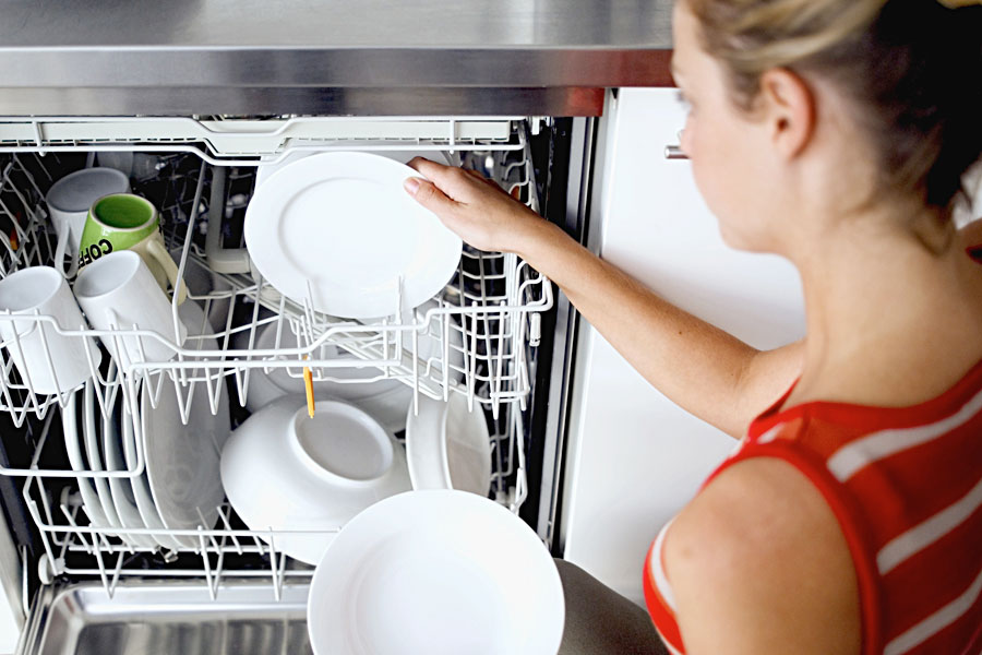 Что можно и нельзя мыть в посудомоечной машине: советы zoom.