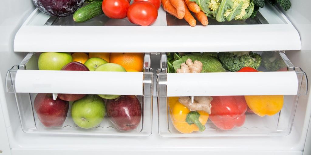 Как сохранить свежие огурцы в холодильнике подольше — сроки и способы