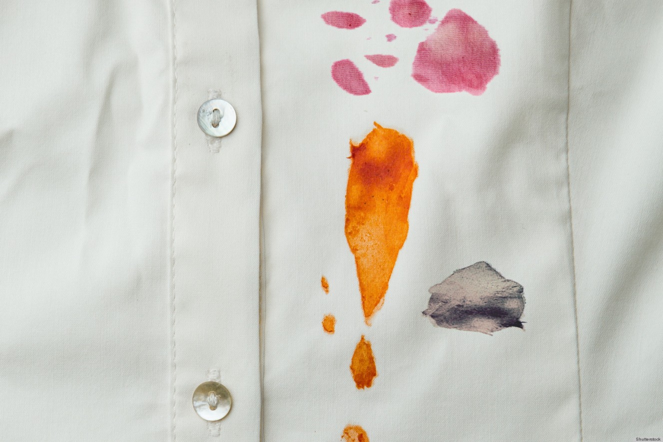 Как и чем отстирать акварельные краски с одежды в домашних условиях Простые способы выведения пятен акварели с деткой и взрослой одежды: рубашки или блузки