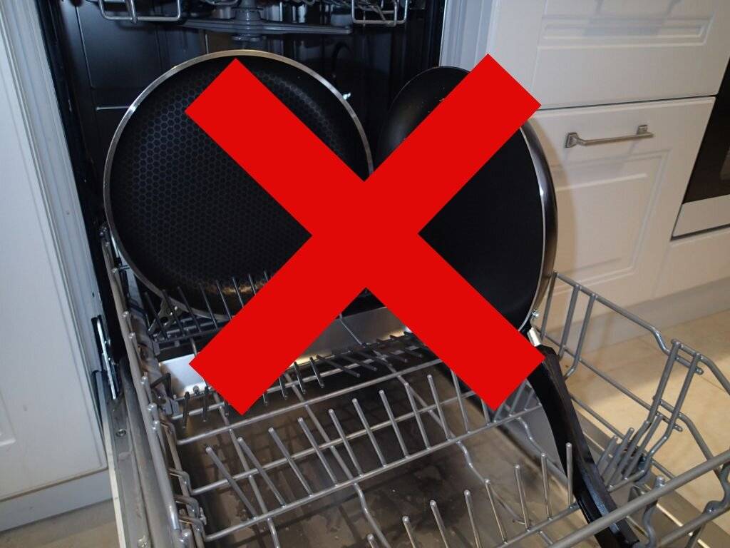 После посудомоечной машины почернела мясорубка: что делать?