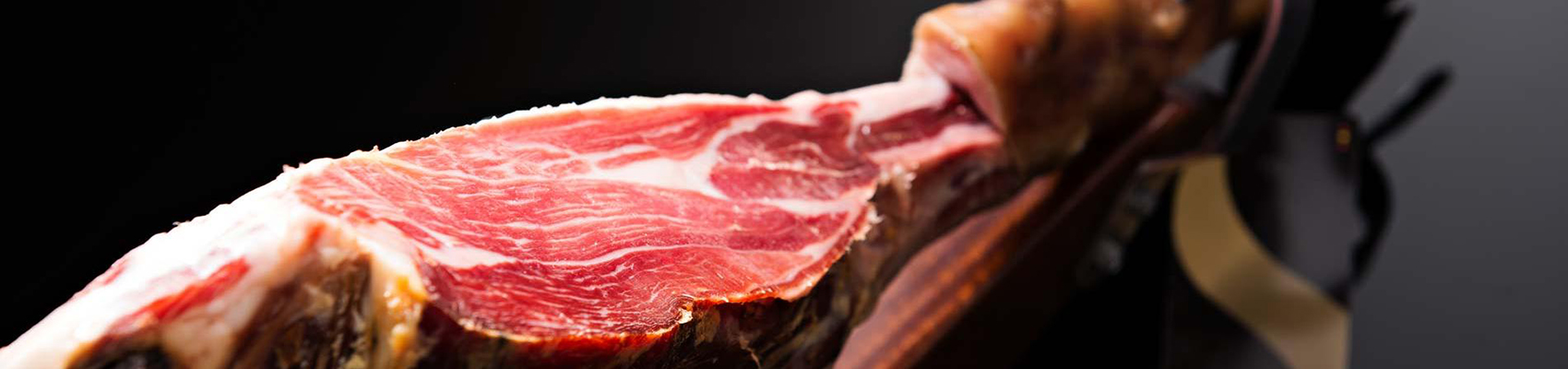 Как хранить вяленое мясо в домашних условиях: полезные рекомендации