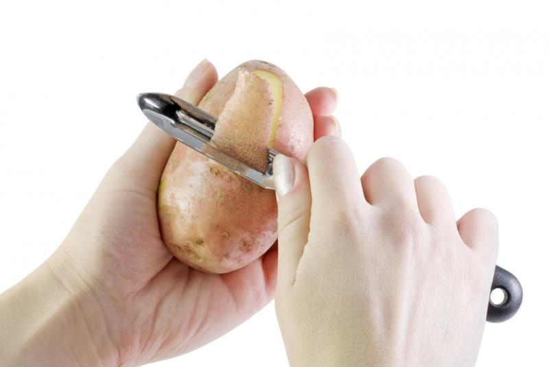 Как быстро и легко почистить картошку | stena.ee