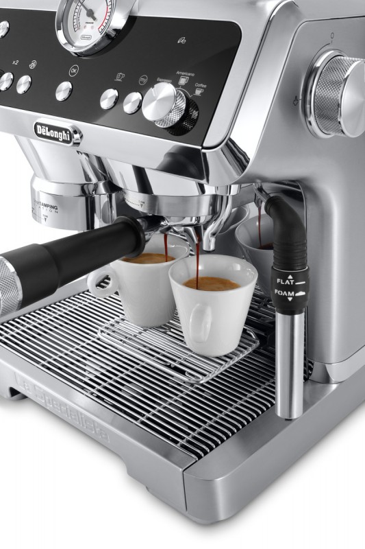 Какая кофеварка лучше – капельная или рожковая: сравнение по всем параметрам