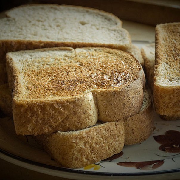 Как черствый хлеб сделать мягким в духовке