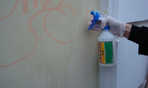 Как снять водоэмульсионную краску со стен: проверенные способы
