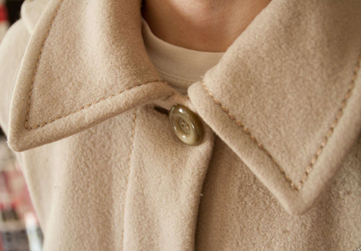 Как почистить пальто в домашних условиях? – женские вопросы