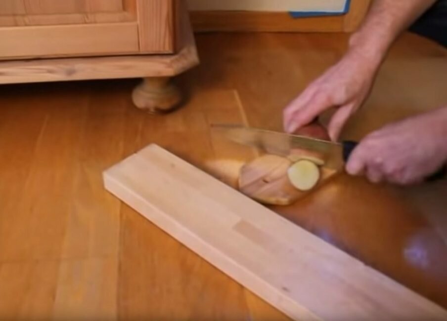 Как постелить линолеум в комнате с мебелью: пошаговая инструкция и инструменты