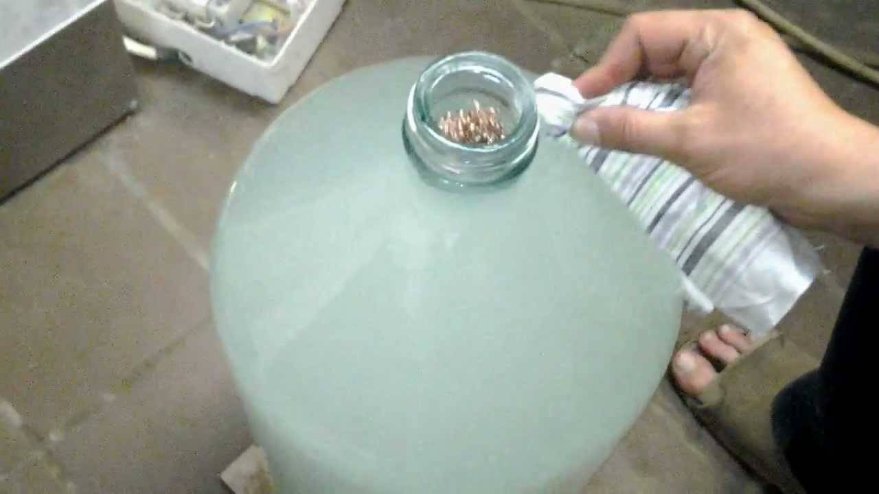 Нашла простой и быстрый способ отмыть бутылку от растительного масла внутри