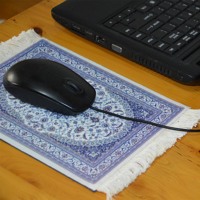Как почистить коврик для мыши: тканевый, игровой, из пластика