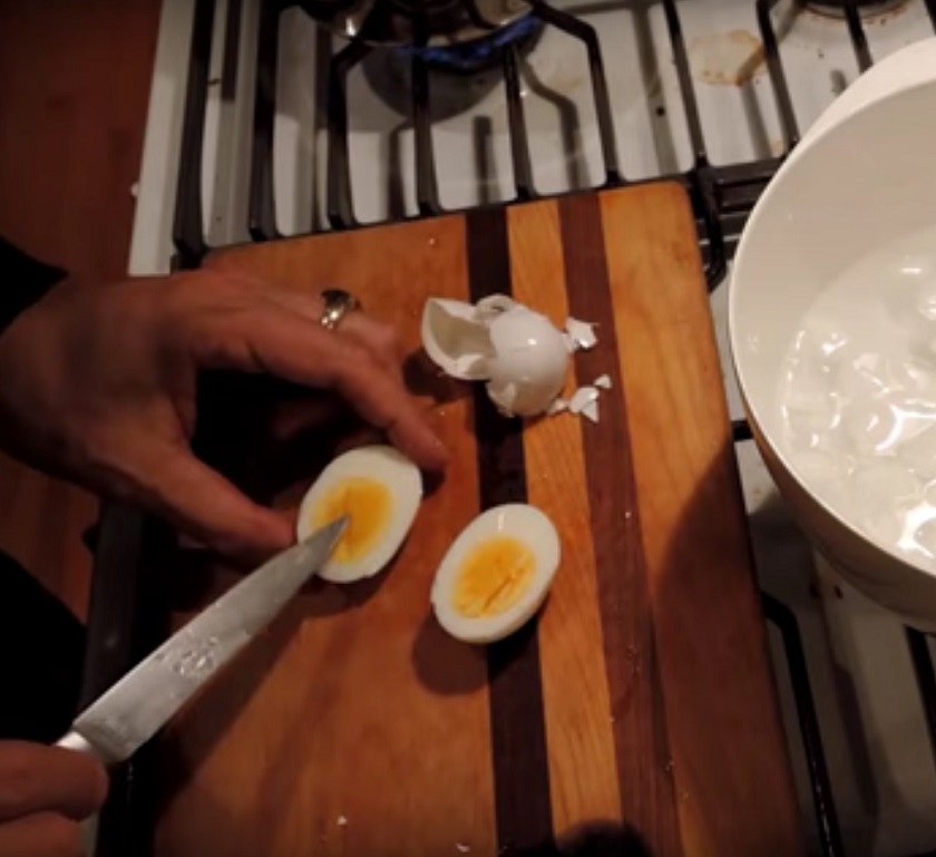Как правильно варить яйца, чтобы они хорошо чистились после варки? готовим яйца вкрутую, всмятку, в мешочек, пашот и для салата