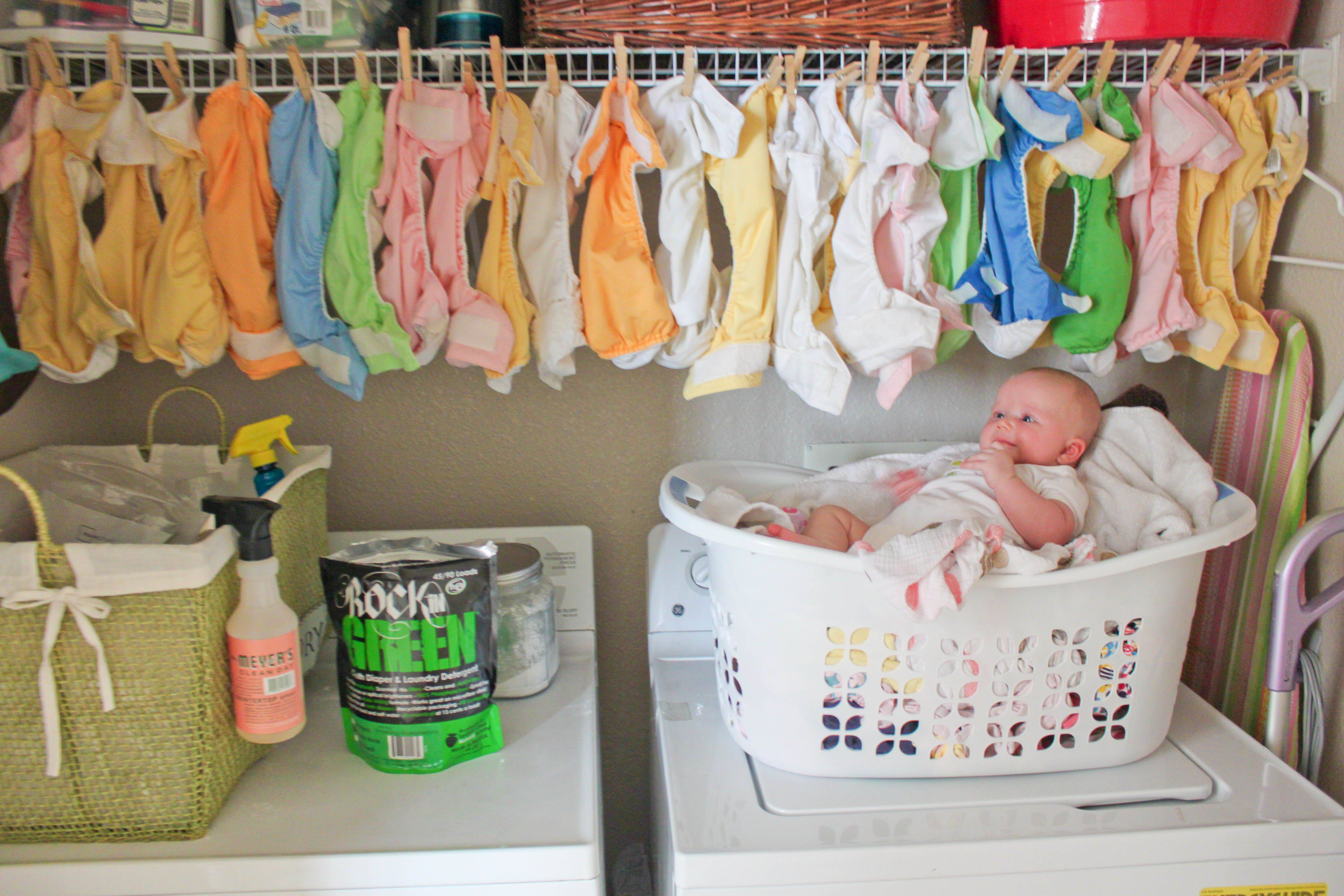 Чем стирать детские вещи: порошок для новорожденных, 7 правил стирки