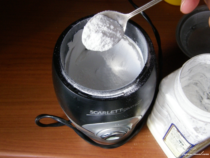 Делаем сахарную пудру в домашних условиях в кофемолке - подскажем