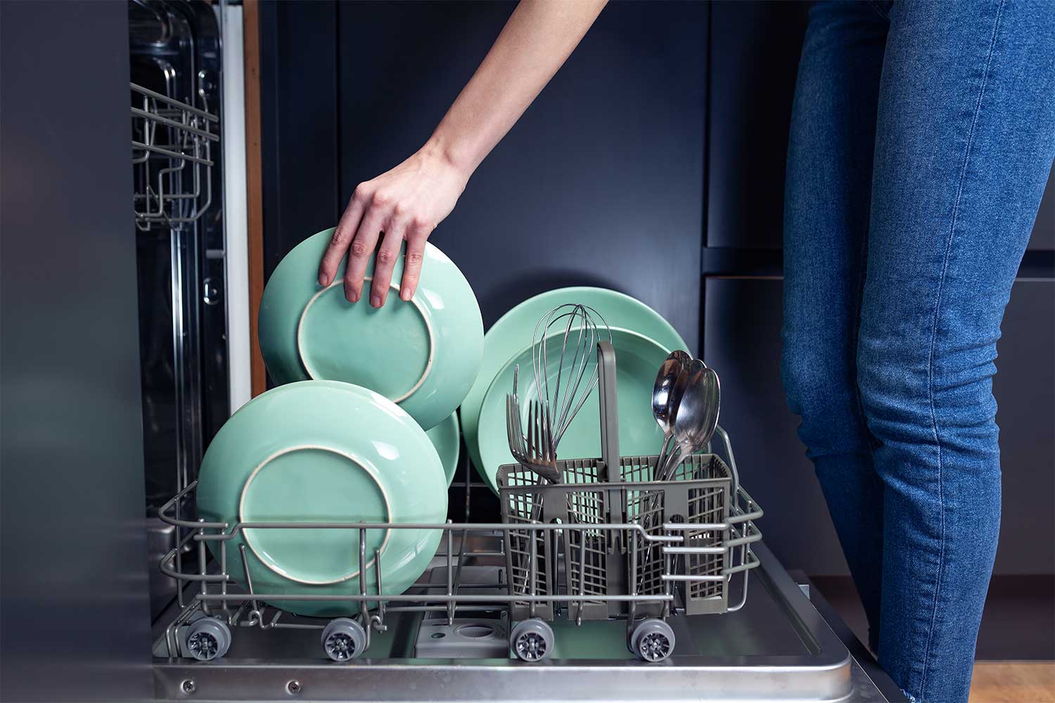 Что можно и нельзя мыть в посудомоечной машине: советы zoom