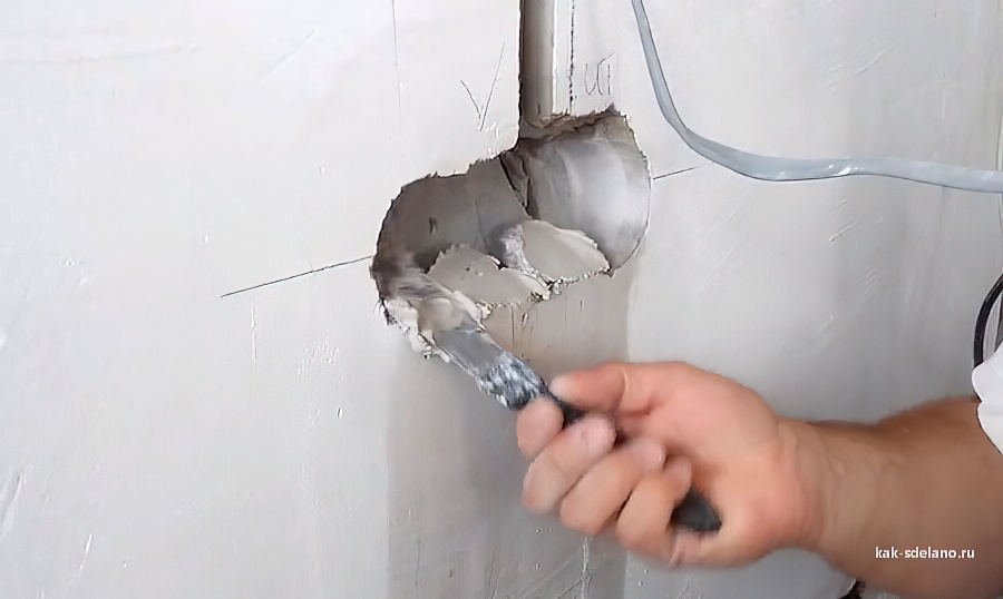 Болтающаяся розетка – частая проблема в доме Чтобы закрепить ее в стене, нужно знать, как правильно устанавливать подрозетники в стены из различных материалов