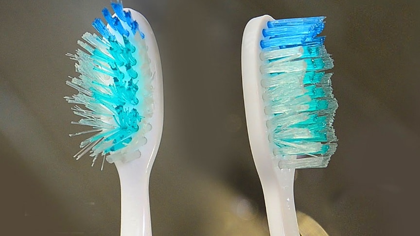 Как ухаживать за электрической зубной щеткой — полезные советы от блога comfy | блог comfy