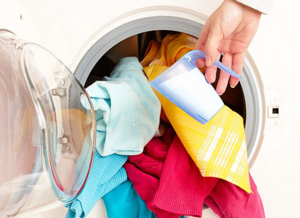 Почему белье после стирки в стиральной машине плохо пахнет и что делать 