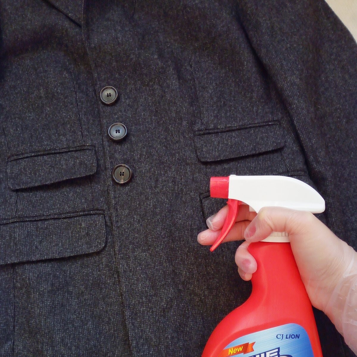 Как постирать драповое пальто: можно ли в стиральной машине-автомат, как почистить светлое изделие из драпа в домашних условиях?