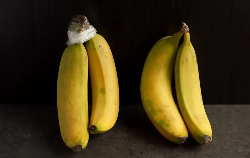 Как сохранить бананы в домашних условиях. Банан. 6 Из бананов. Банан в левую сторону. Спелость бананов по цвету.