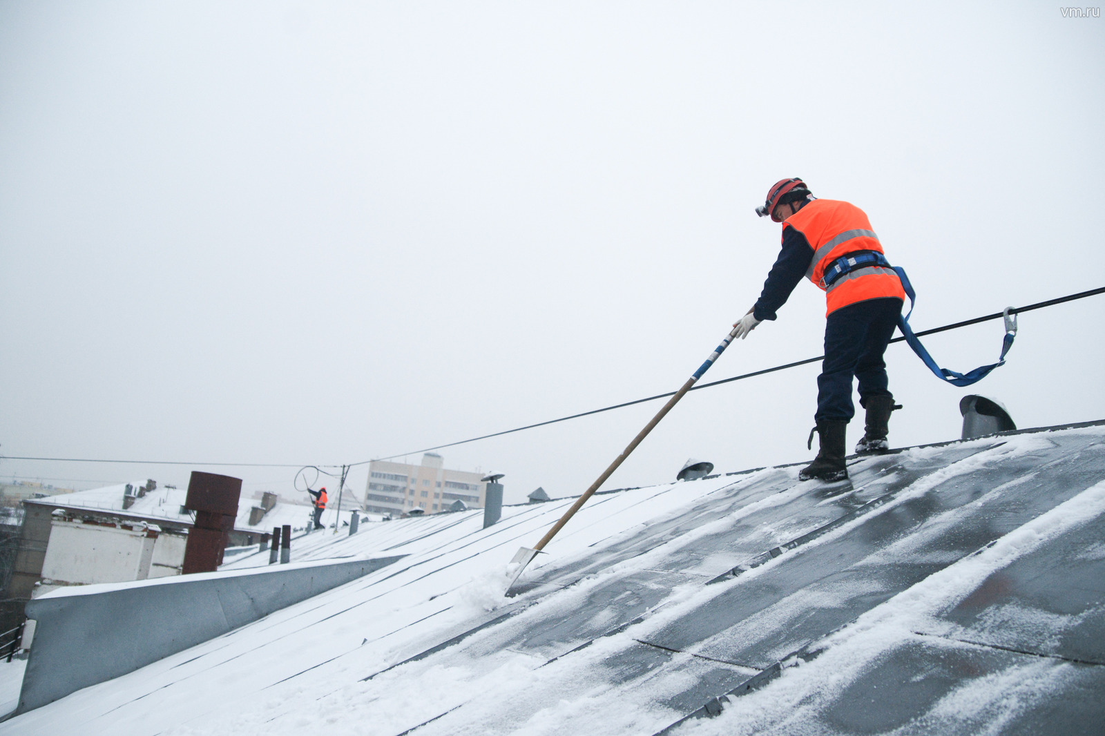 Очистка снега с крыши, система снеготаяния, видео+ фото