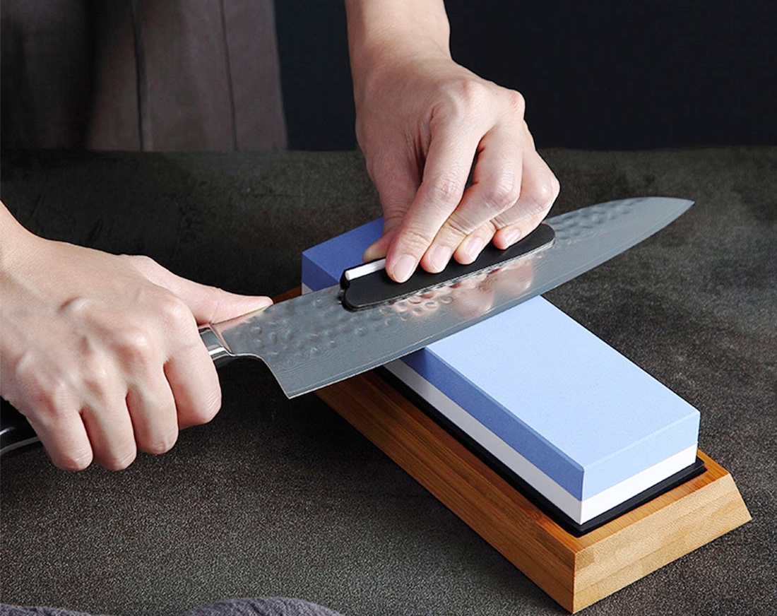 Как правильно самому наточить нож, чтобы не испортить его Как править нож после заточки и заострить его, чтобы пользоваться им длительное время