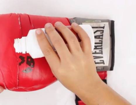 Как чистить боксерские перчатки: 13 шагов