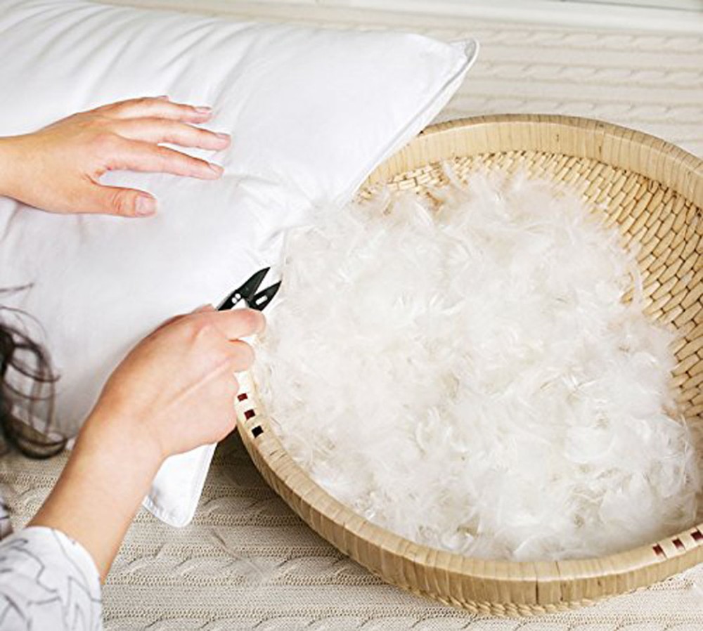 Перьевая подушка: тонкости ухода и особенности её стирки