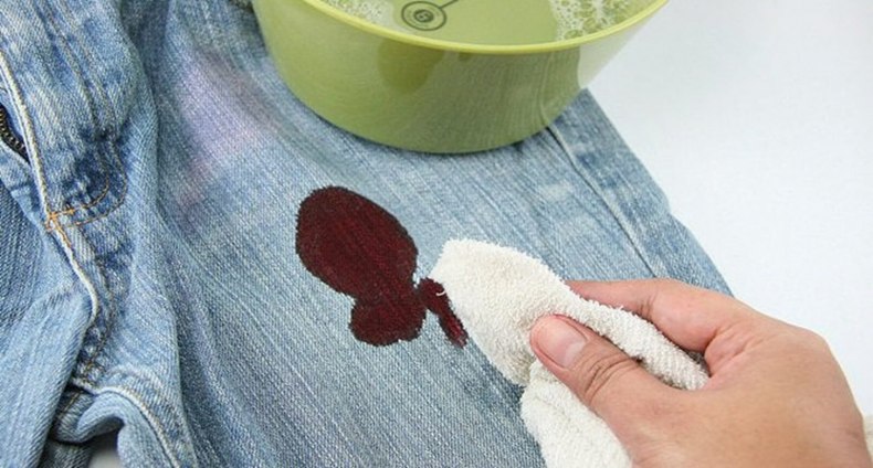 Как отстирать краску с одежды в домашних условиях