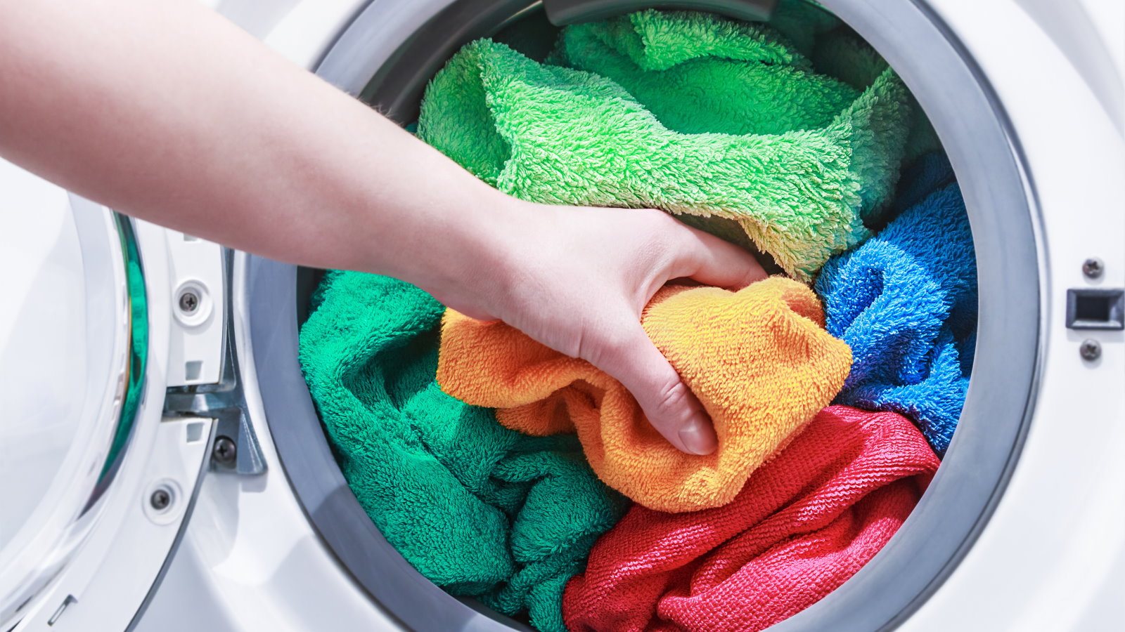 Как часто надо стирать одежду