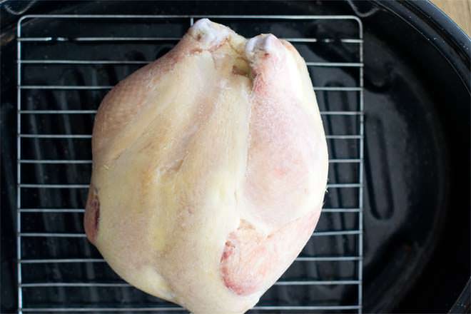 Как быстро разморозить курицу в домашних условиях
