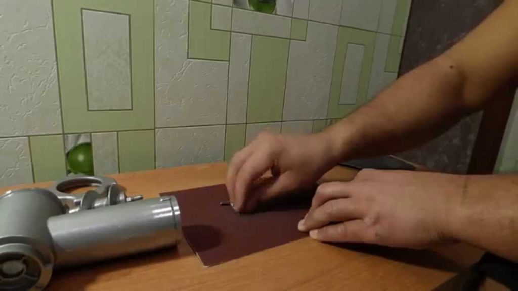 Как заточить ножи для мясорубки в домашних условиях?