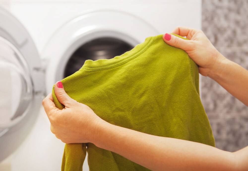 Как стирать шапку в домашних условиях: вручную или в машинке